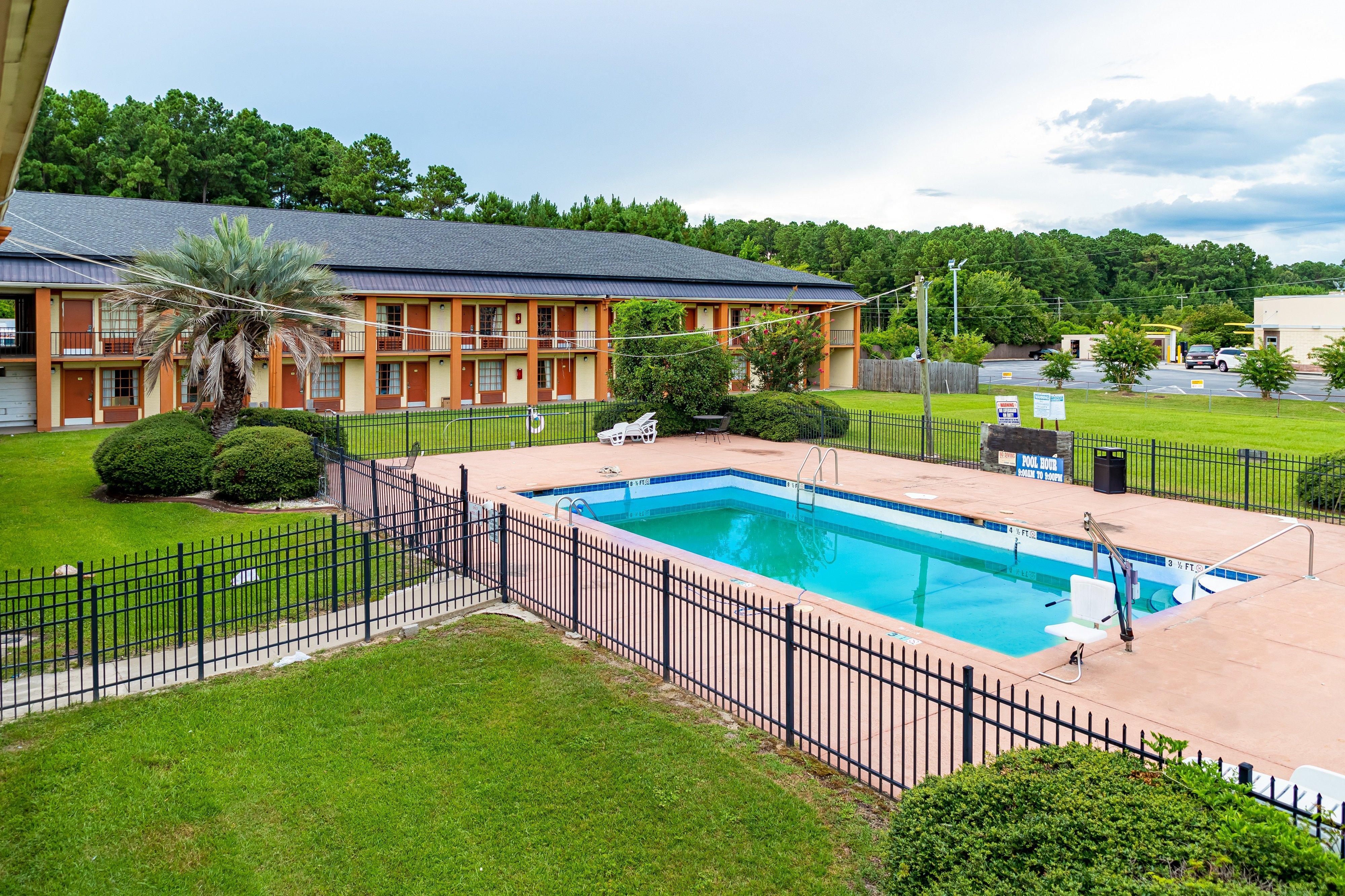 Red Roof Inn Savannah - Richmond Hill I-95 Εξωτερικό φωτογραφία